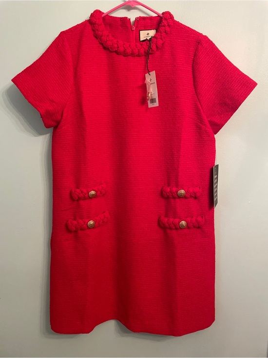Tuckernuck Dresses & Skirts - Tuckernuck Red Textured Short-Sleeve Shift Dress with Braided Trim